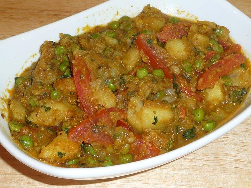 Aloo Mattar (Potatoes and Green Peas)