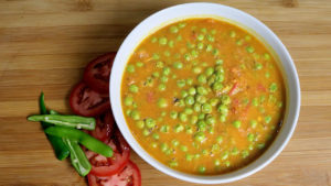 Matar With Spicy Gravy (Green Peas Masala Curry)