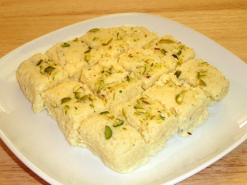 Vegan Malai Burfi (Milk Cake)- Indian Fudge Bars - Vegan Richa | Recipe |  Vegan dessert recipes, Vegan desserts, Indian desserts