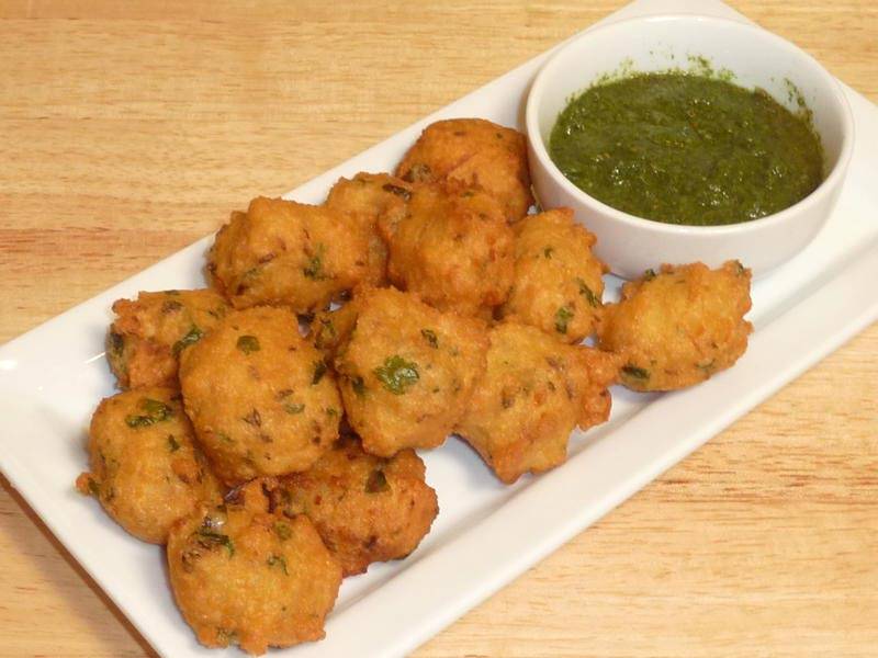 Moong Dal Vada (Bhajia-Pakoras-Fritters)